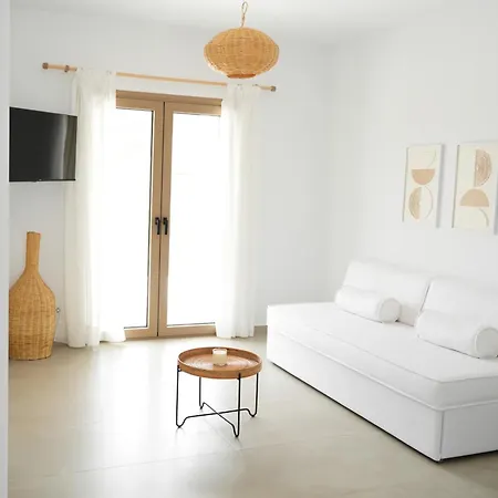 Calma Residences Aparthotel