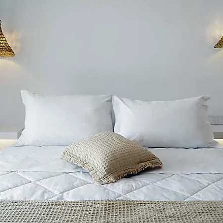 Calma Residences スキロス